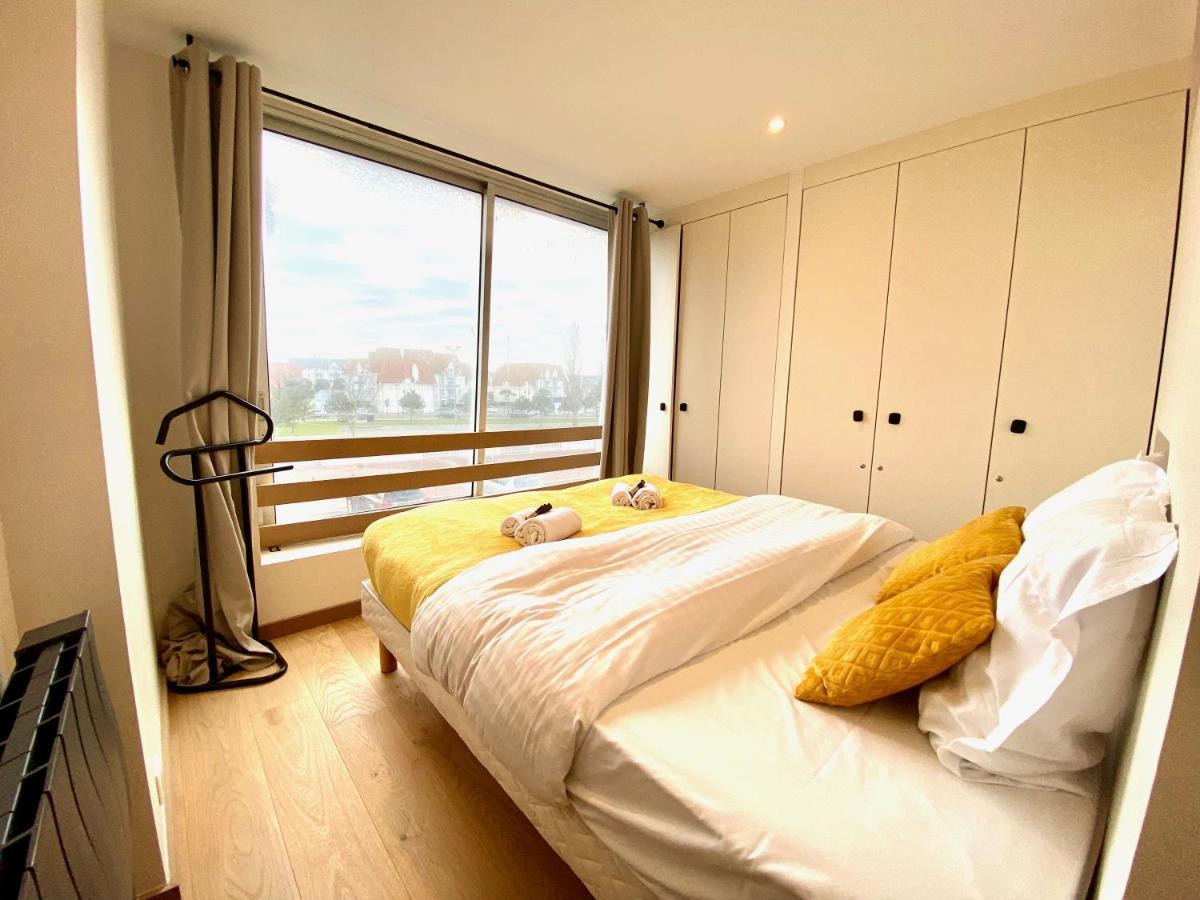 Acamar, En Front De Avec Parking Privee Apartment Courseulles-sur-Mer