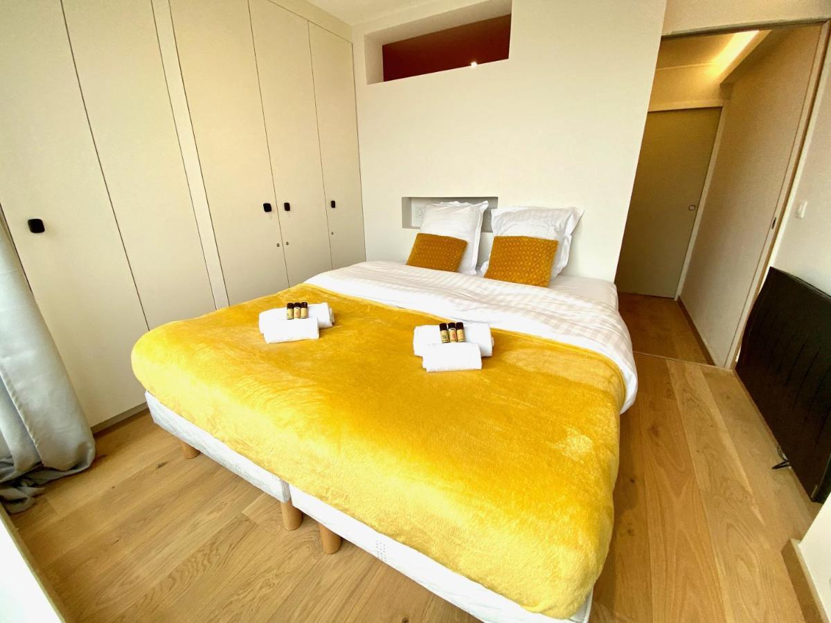 Acamar, En Front De Avec Parking Privee Appartement